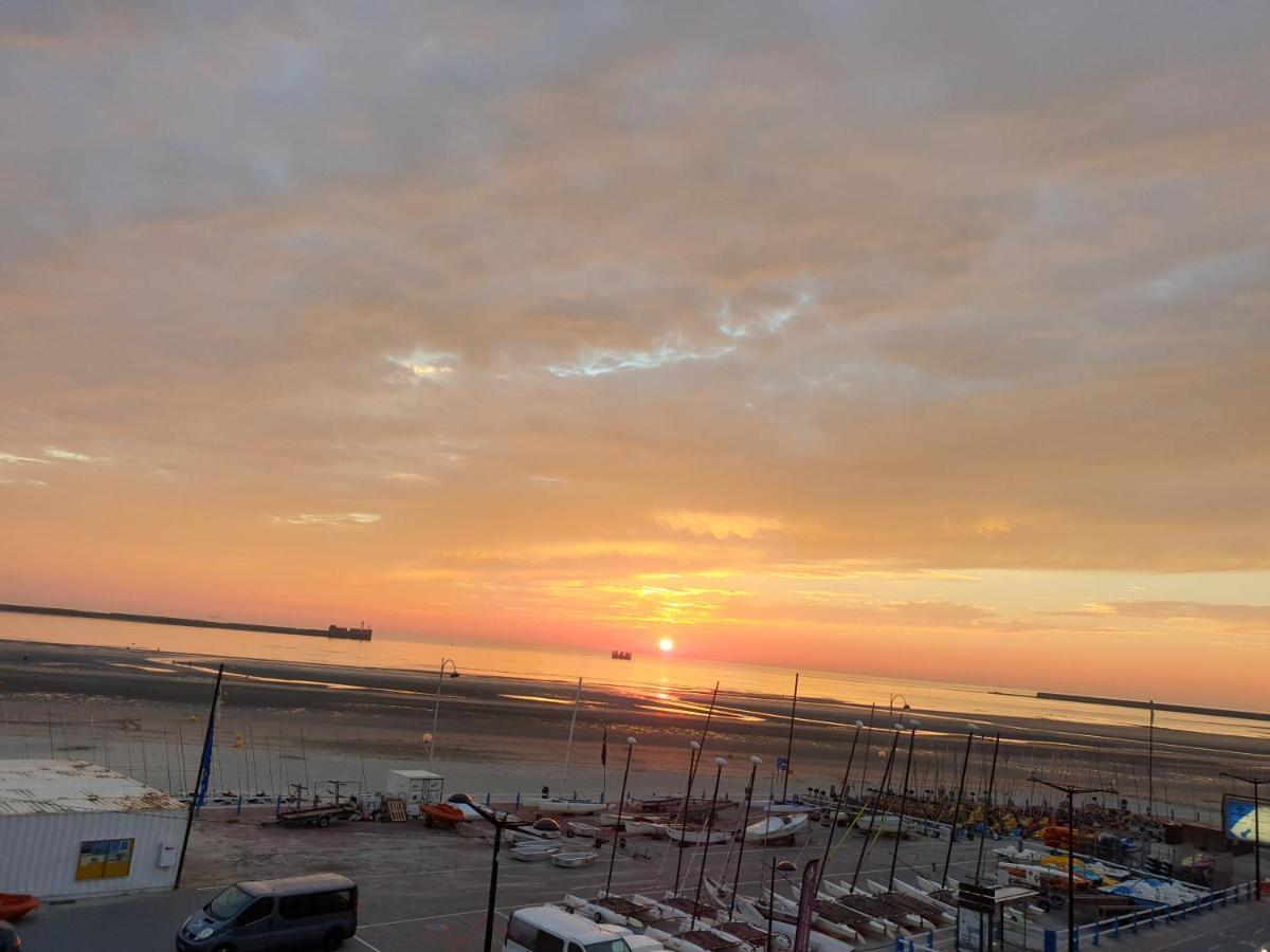 La Vue Sur Mer - Appart Avec Place De Parking Boulogne-sur-Mer Kültér fotó